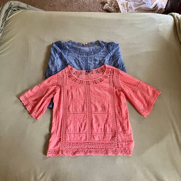Size Large 2 cotton/crochet women's blouses - Picture 5 of 5